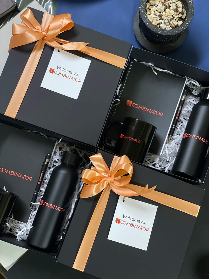 Corporate Welcome Gift Pack - Black Option - Ideal Employee Welcome Gifts - Mugshotlk